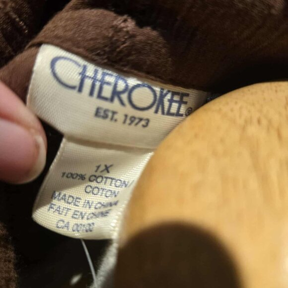 Cherokee Sleeveless Button-Front Blouse – Size 1XL – NWT - Picture 3 of 3